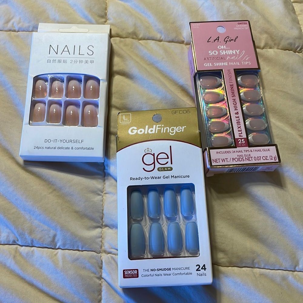 Glue on nails